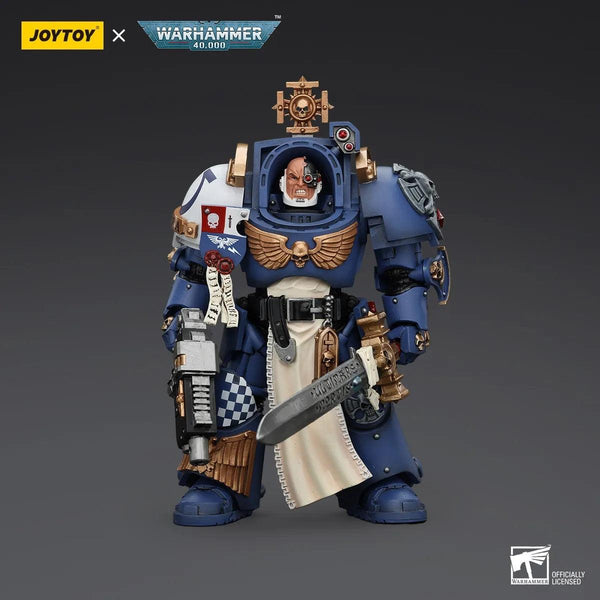 Warhammer Collectibles: 1/18 Scale Ultramarines Captain In Terminator Armour