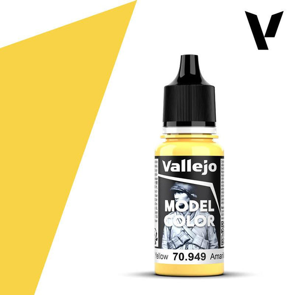 Vallejo Model Colour #024 - Light Yellow - 18 ml Matt Acrylic Paint - Gap Games